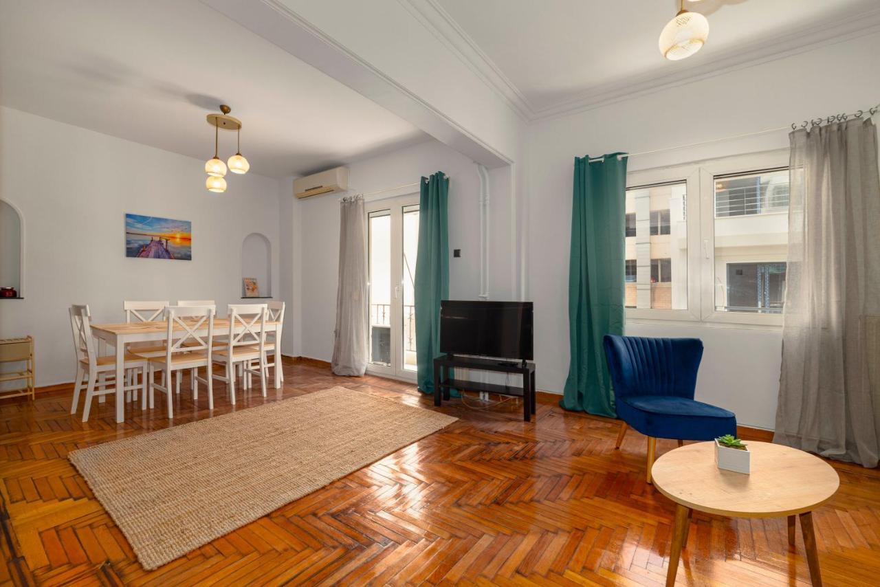 Spacious 2Bd Apartment Next To Athens Archeological Museum Atenas Exterior foto