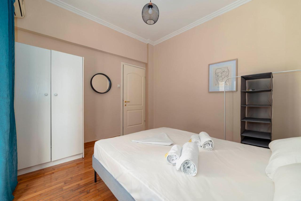 Spacious 2Bd Apartment Next To Athens Archeological Museum Atenas Exterior foto