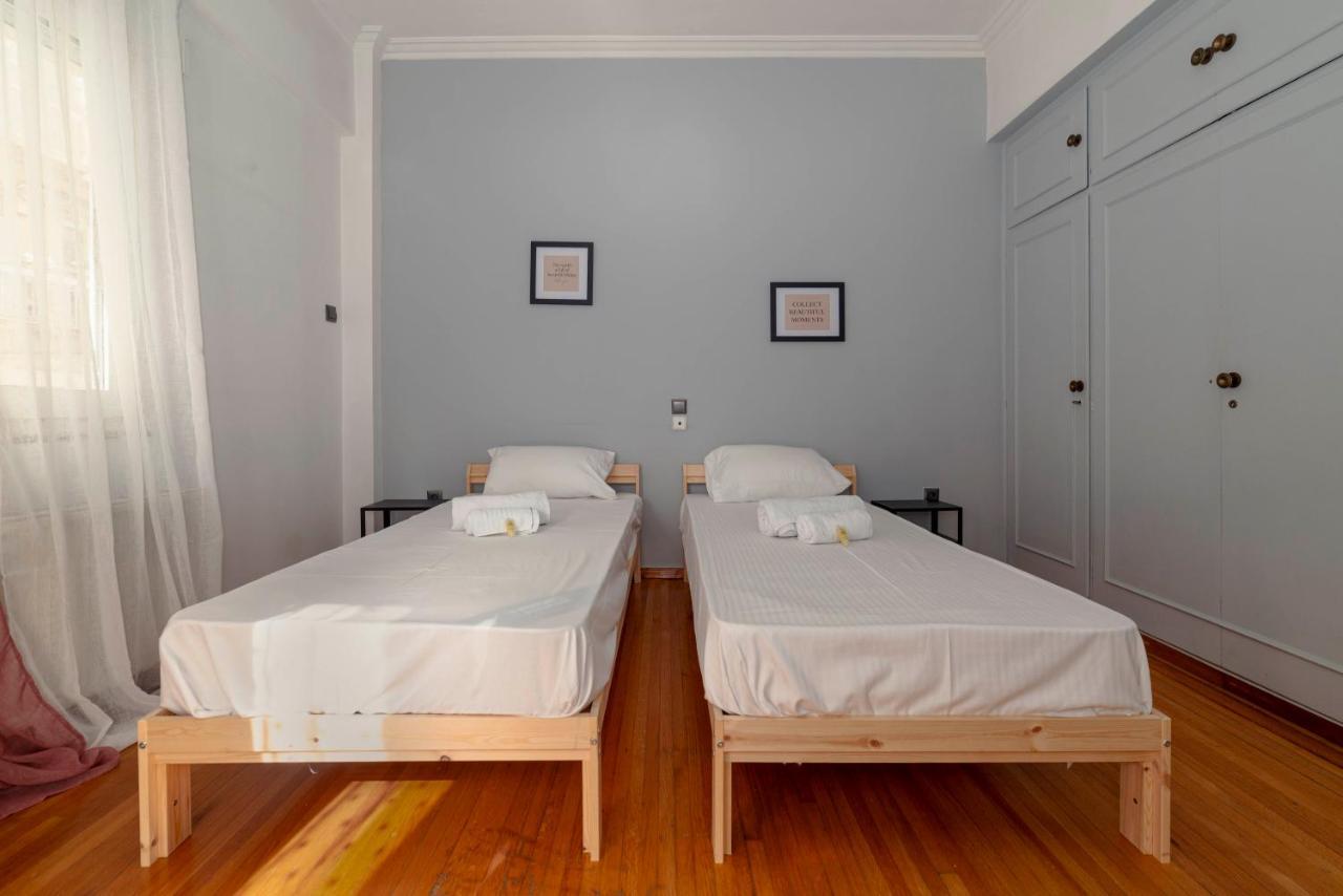 Spacious 2Bd Apartment Next To Athens Archeological Museum Atenas Exterior foto